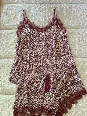 Seeing Stars Lace-Trim Cami & Short Pajama Set in Burgundy Leopard